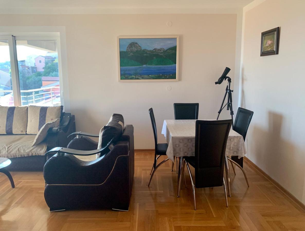 Blue Sky Apartment Petrovac المظهر الخارجي الصورة