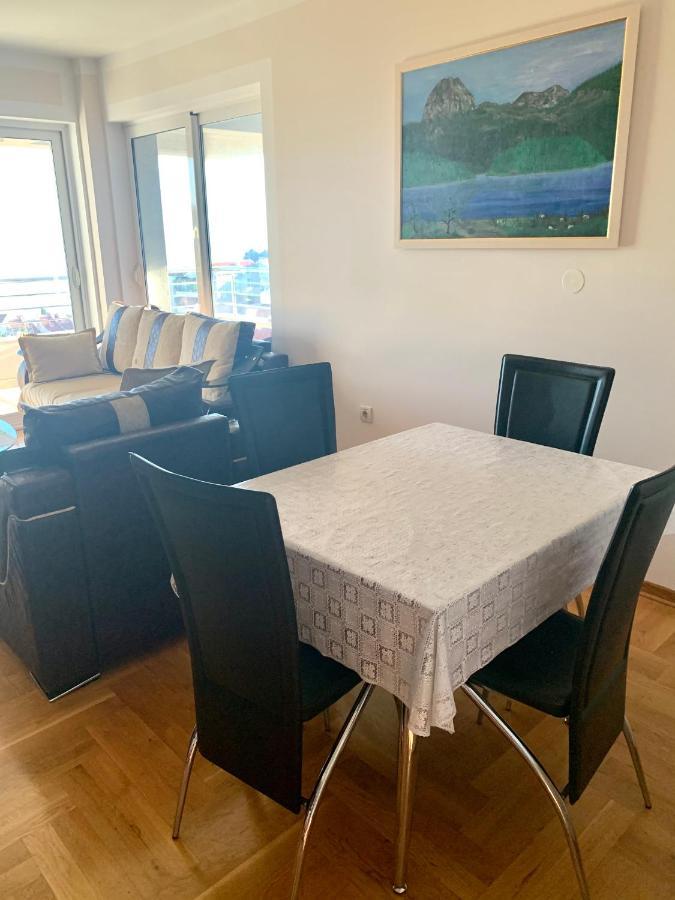 Blue Sky Apartment Petrovac المظهر الخارجي الصورة