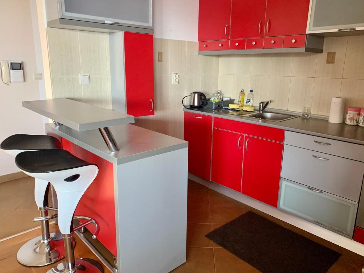 Blue Sky Apartment Petrovac المظهر الخارجي الصورة