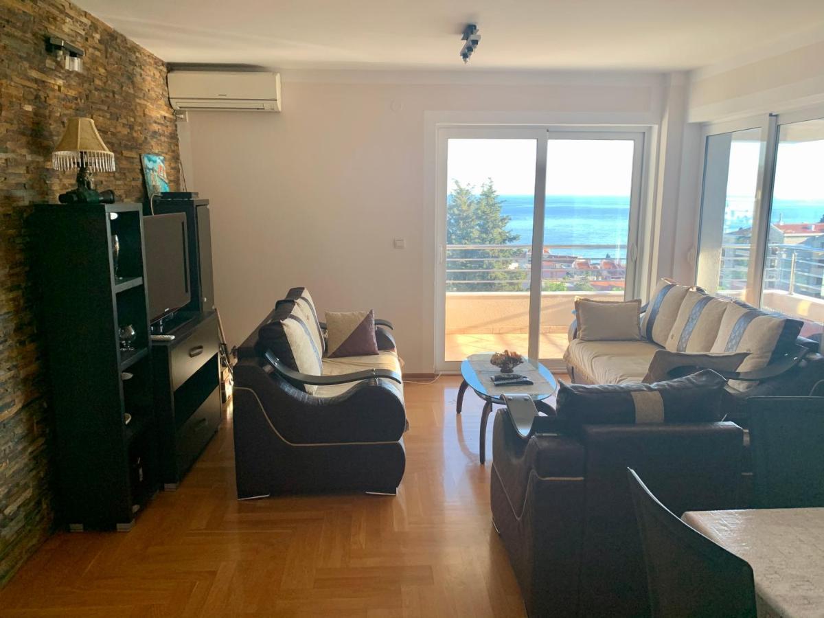 Blue Sky Apartment Petrovac المظهر الخارجي الصورة