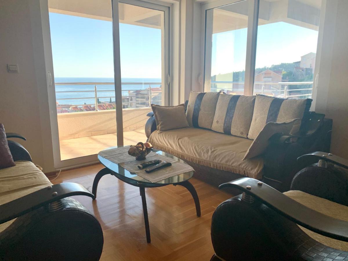 Blue Sky Apartment Petrovac المظهر الخارجي الصورة